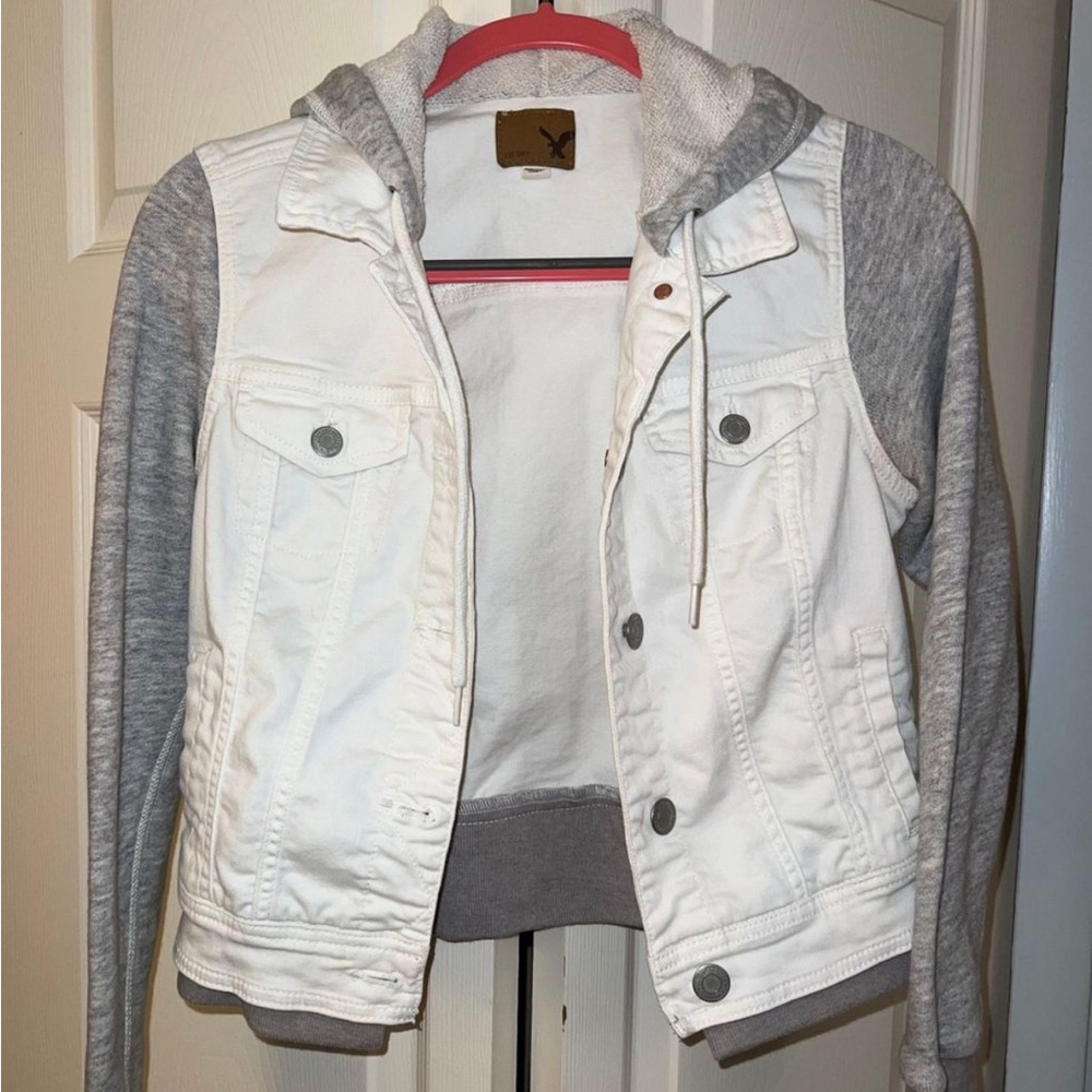 American eagle white jean sweater jacket